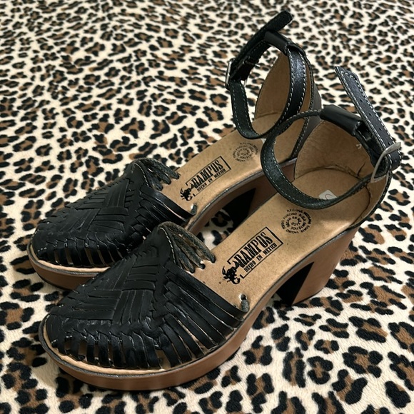 Mexican Shoes - Black Leather Heeled Sandals